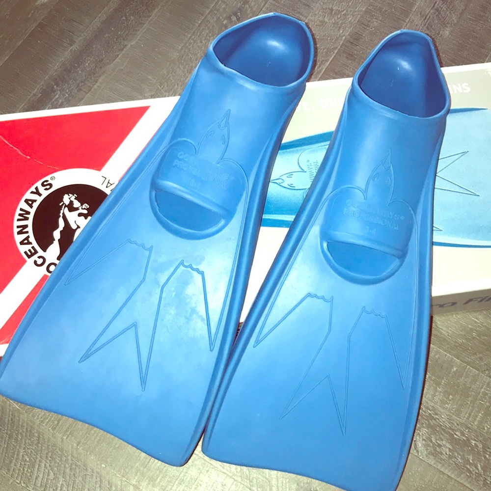 Awesome “Aquapro” Durable Rubber Fins!!